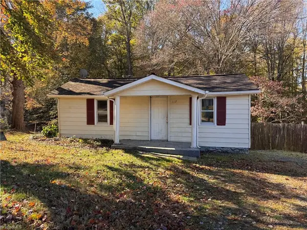 117 Pinnix Street, Jonesville, NC 28642