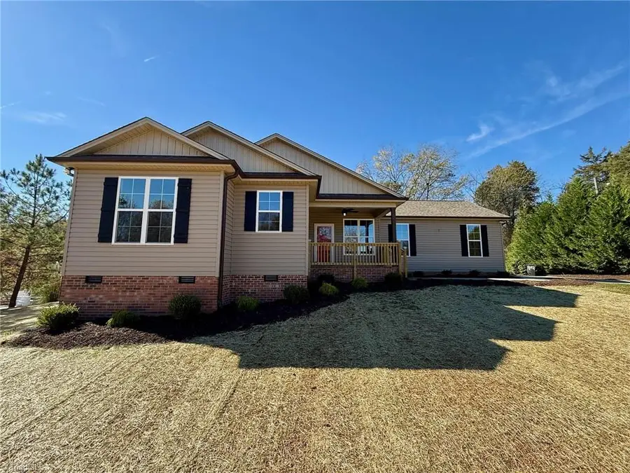 2212 Becks Church Road, Lexington, NC 27292 - Image #2