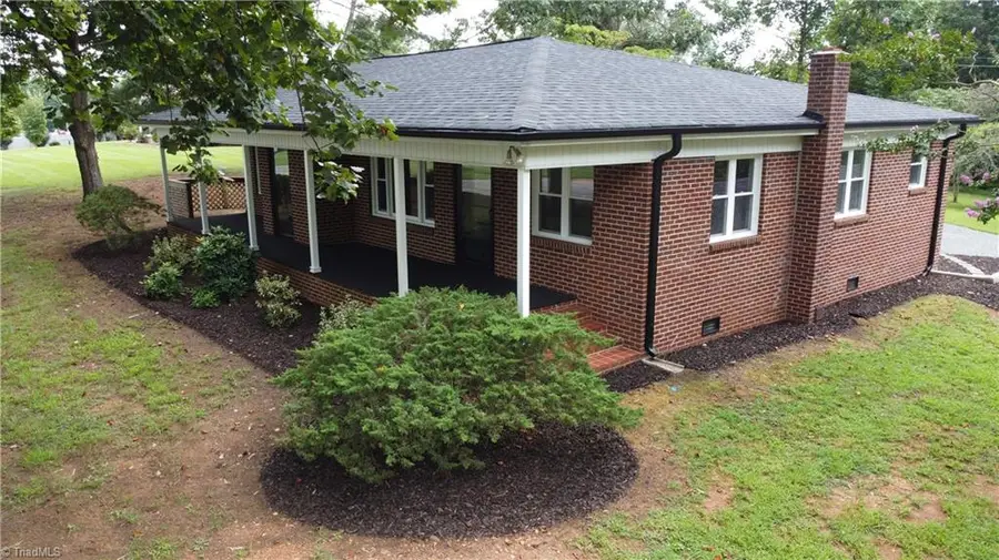 790 Mountain Park Road, State Road, NC 28676 - Image #3