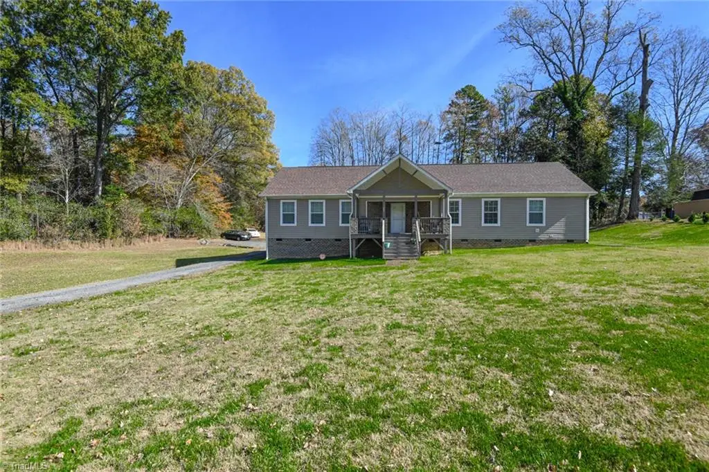 3333 Oliver Hills Road, Greensboro, NC 27406 - Image #1