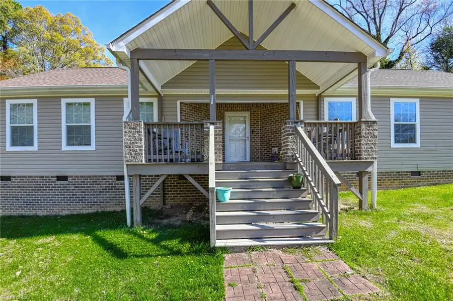 3333 Oliver Hills Road, Greensboro, NC 27406 - Image #3