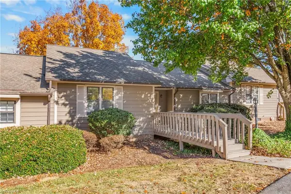 1223 Watermark Court, High Point, NC 27265