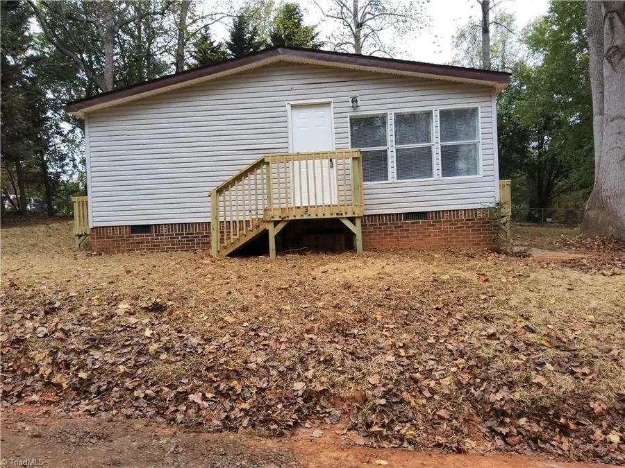 6293 Karen Drive, Claremont, NC 28610 - Image #3