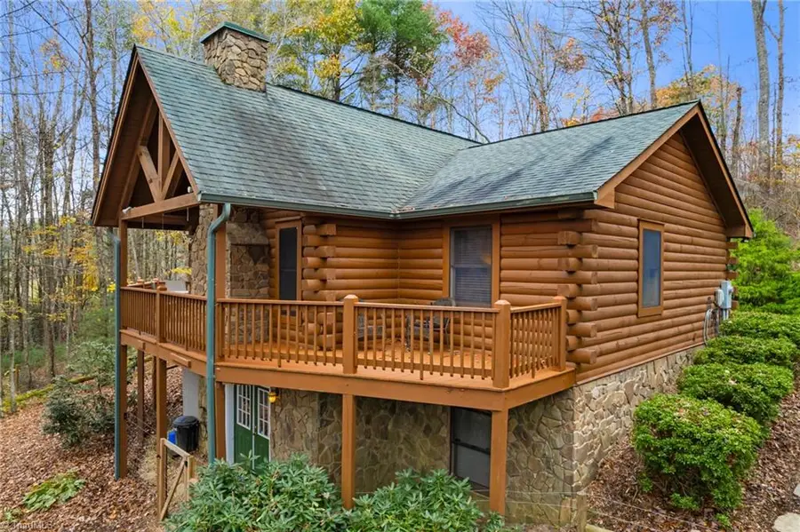 138 Laurelwood Drive, West Jefferson, NC 28694 - Image #3