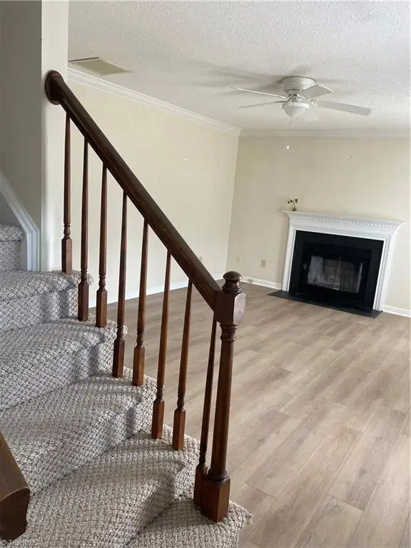 327 Brookside Court, Kernersville, NC 27284 - Image #3