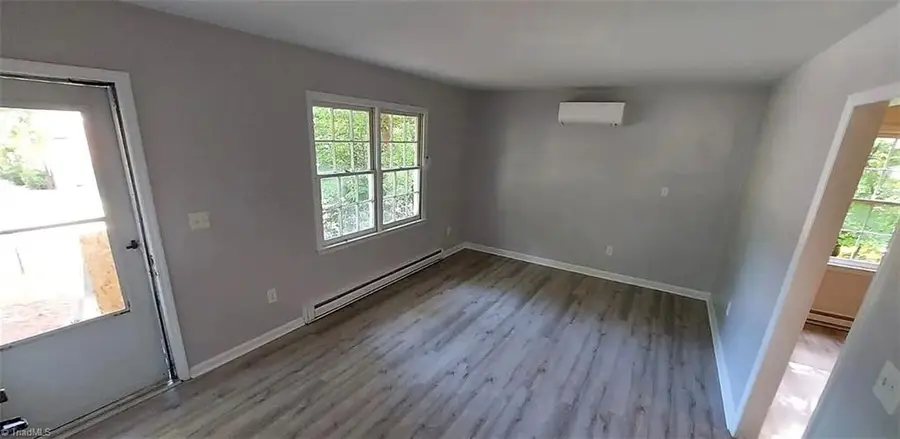 205 Greenbriar Road, Greensboro, NC 27405 - Image #3