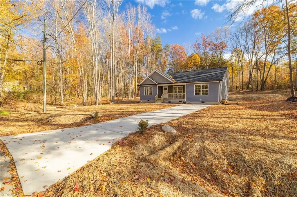 216 Knollwood Drive, Eden, NC 27288 - Image #1