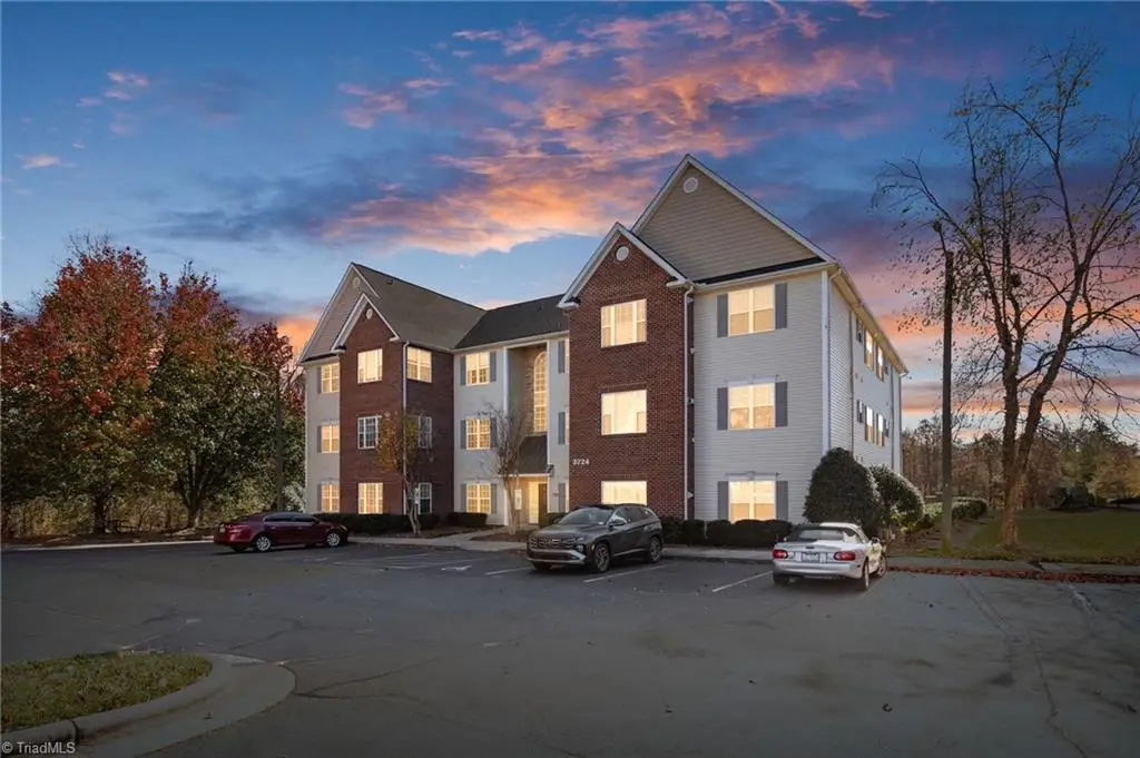 3724 Spanish Peak Drive #2-B, High Point, NC 27265 - Image #1