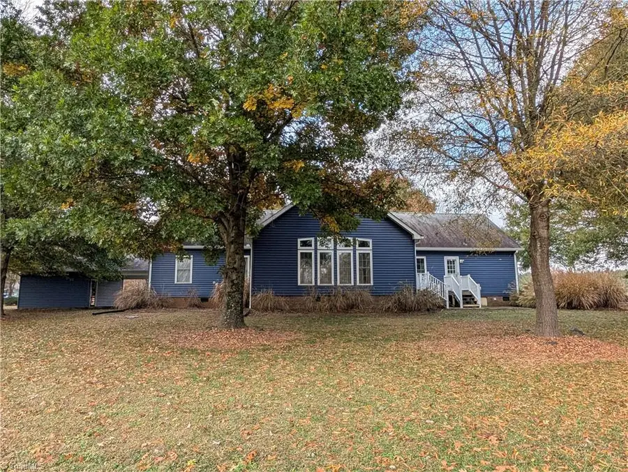 596 Greenbrier Farm Trail, Siler City, NC 27344 - Image #2