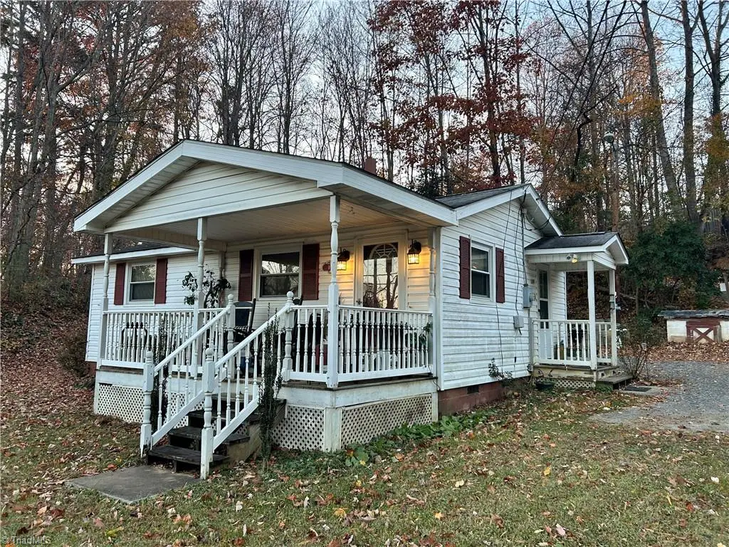109 Dorothy Lane, Mount Airy, NC 27030 - Image #1