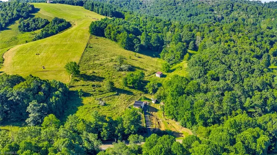 922 Prathers Creek Church Road, Laurel Springs, NC 28644 - Image #2