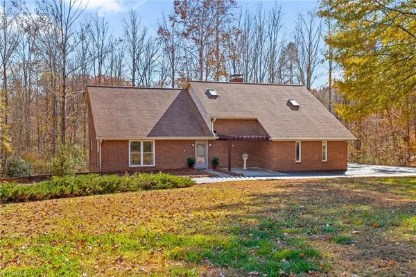 1428 Woodford Road, Lewisville, NC 27023