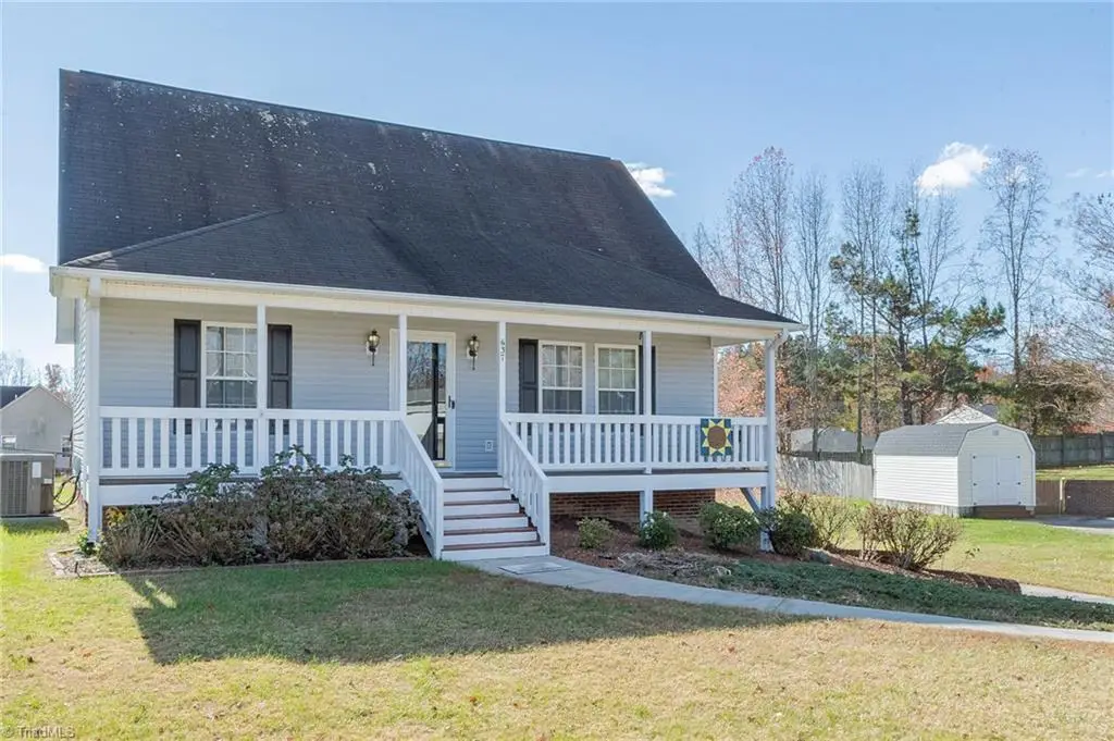 637 Sunset Ridge Lane, Lexington, NC 27295 - Image #1