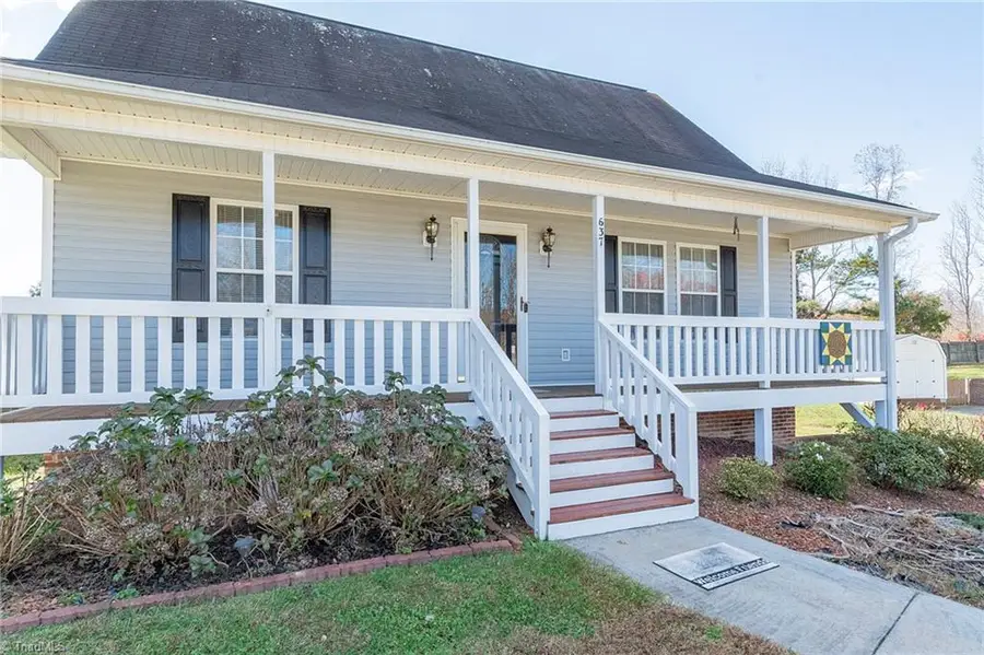 637 Sunset Ridge Lane, Lexington, NC 27295 - Image #2