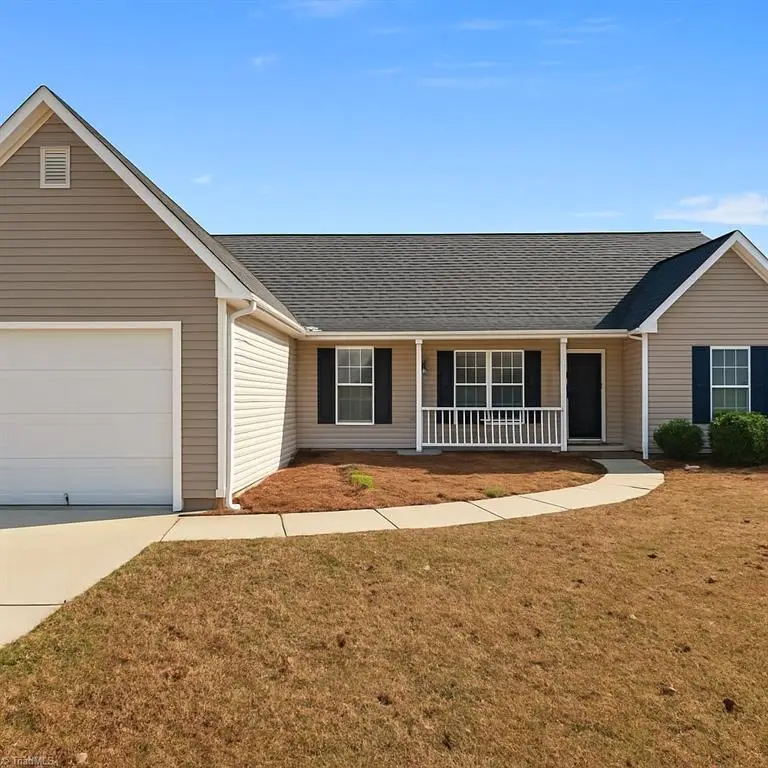 1813 Lochwood Drive, Greensboro, NC 27406 - Image #3