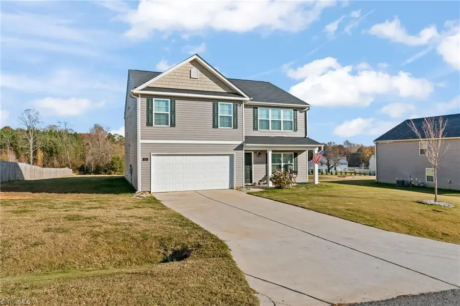 224 Squire Avenue, Lexington, NC 27295 - Image #2
