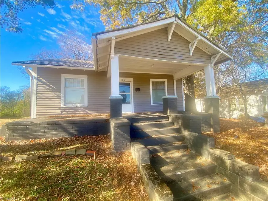 304 Salem Street, Lexington, NC 27292 - Image #3