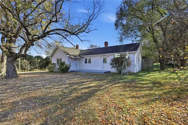 3868 Grayson Drive, Winston-Salem, NC 27107