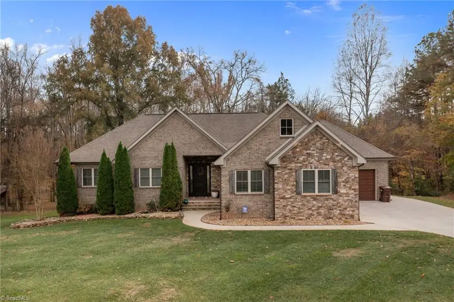 2217 Rock Bridge Drive, Mebane, NC 27302 - Image #2
