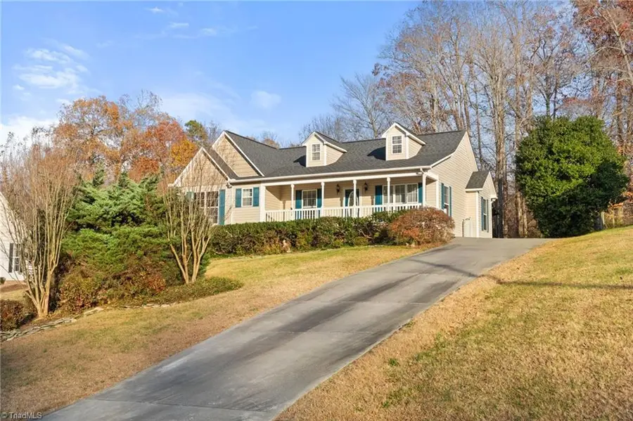 12 Shanda Court, Thomasville, NC 27360 - Image #2