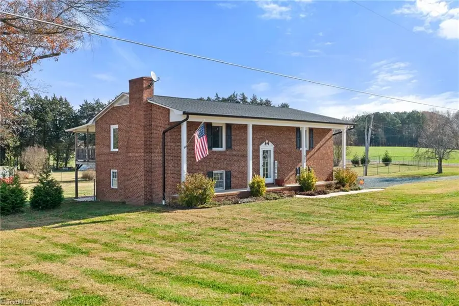 577 John Crotts Road, Mocksville, NC 27028 - Image #2