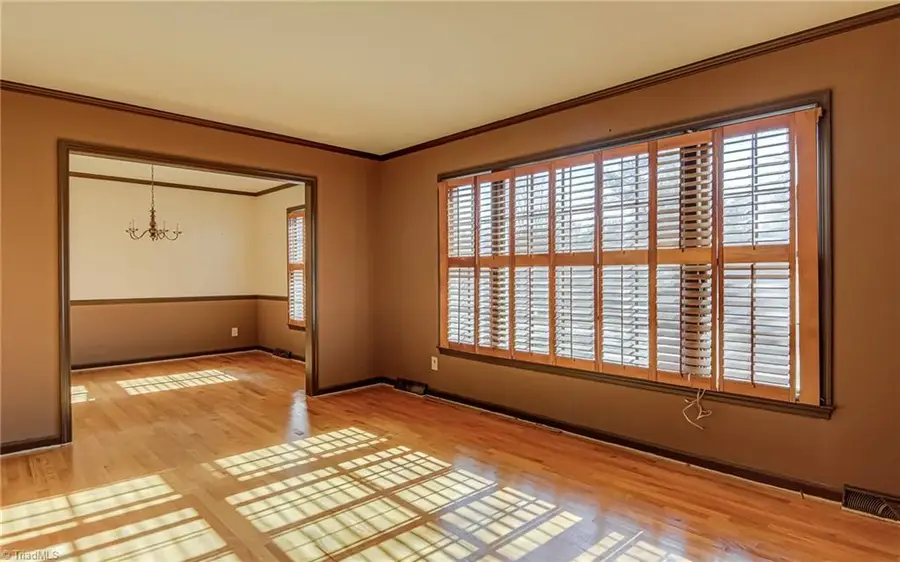 6104 Buckhorn Road, Greensboro, NC 27410 - Image #2