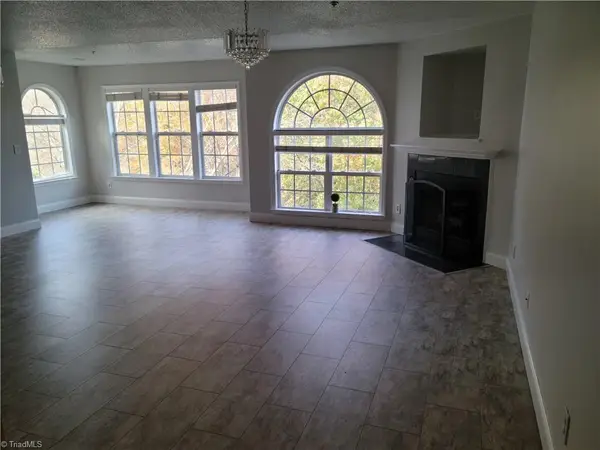 531 Ivy Glen Drive, Winston-Salem, NC 27127