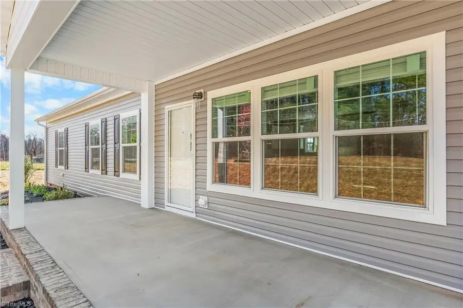 6782 Siloam Road, Siloam, NC 27047 - Image #2