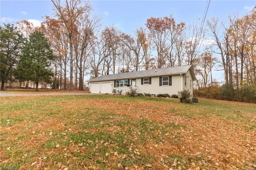 5030 Branson Davis Road, Sophia, NC 27350 - Image #3