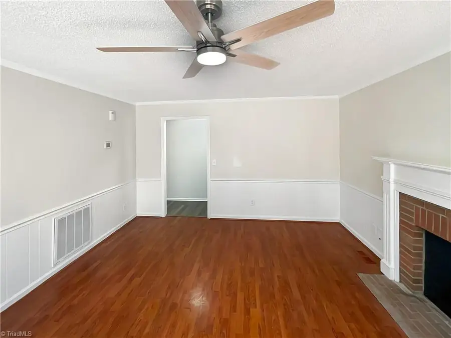 2821 Edgewood Avenue, Burlington, NC 27215 - Image #3