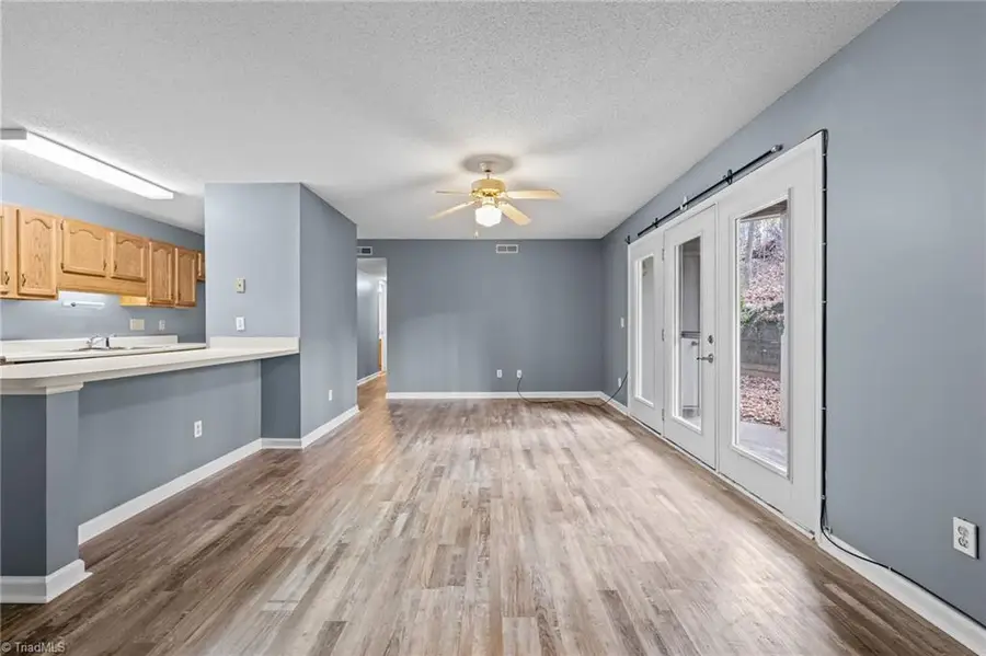 5928 Friendly Avenue #C, Greensboro, NC 27410 - Image #3