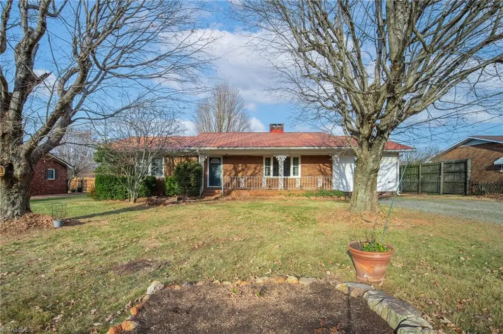 6922 Gra Lan Drive, Thomasville, NC 27360 - Image #1