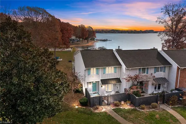 7962 Westcape Drive #1016, Denver, NC 27030