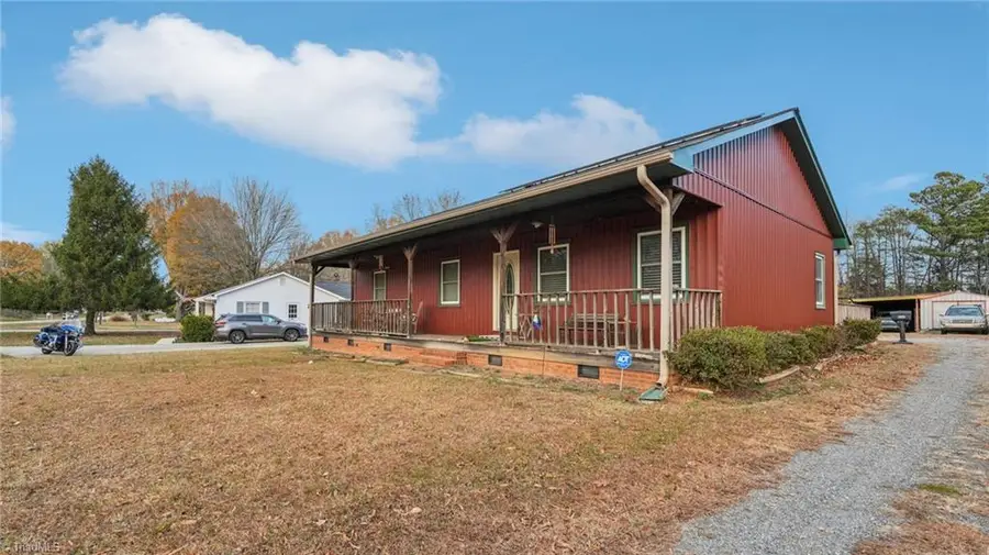 4102 Pineneedle Drive, Greensboro, NC 27405 - Image #2