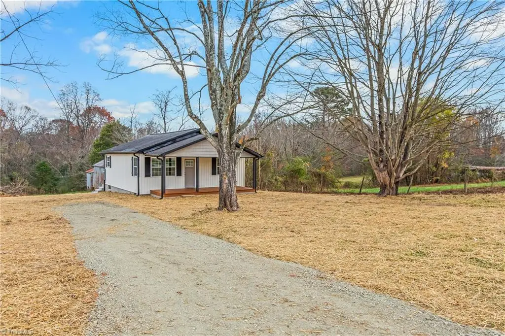 5420 Us Highway 21, Jonesville, NC 28642 - Image #1