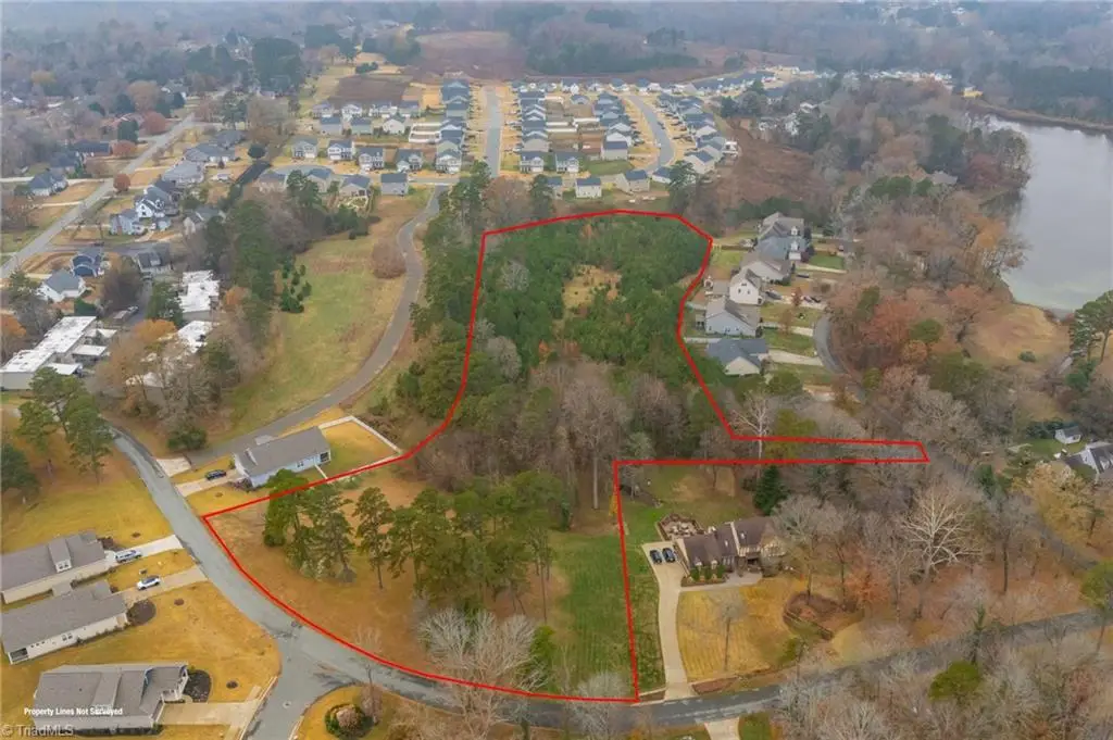 000 Crescent Drive, Graham, NC 27253 - Image #1