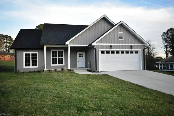 2142 Elizabeth Drive, Mount Airy, NC 27030