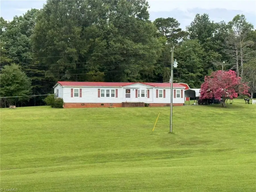 1110 Brims Grove Road, Pinnacle, NC 27043 - Image #2