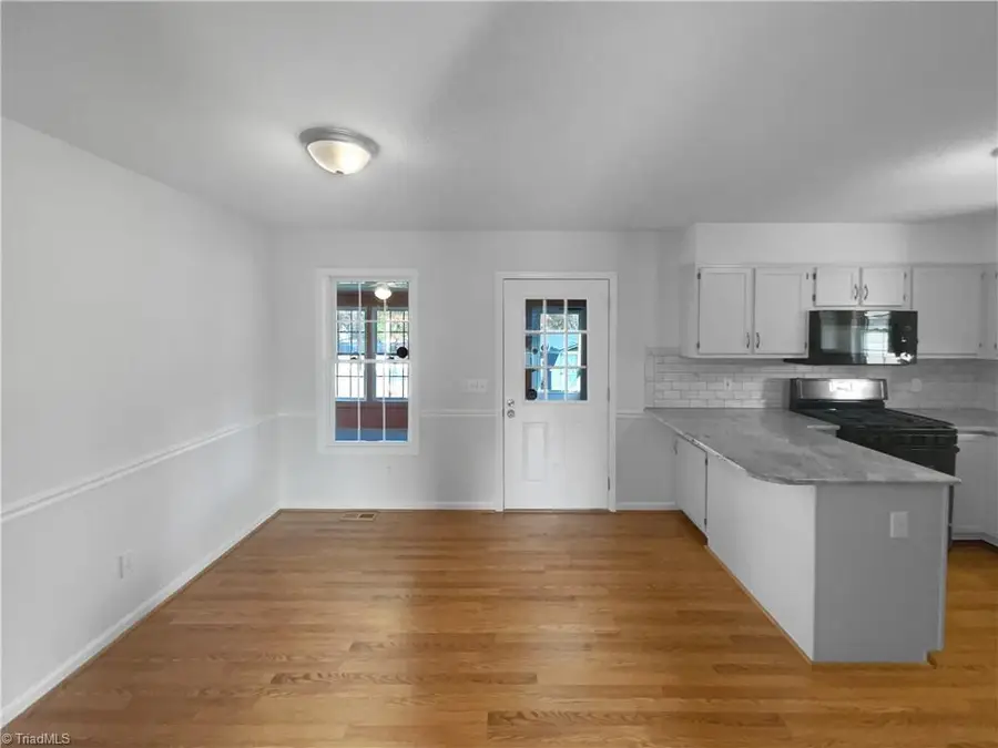 1119 Picard Street, Greensboro, NC 27405 - Image #3