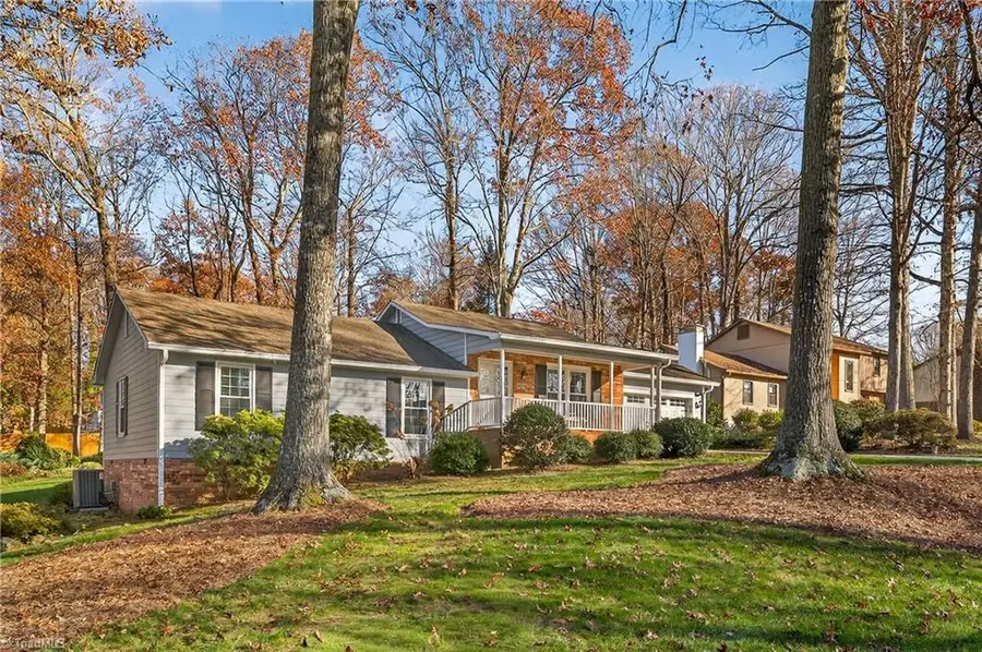 3041 Forest Line Drive, Clemmons, NC 27012 - Image #3