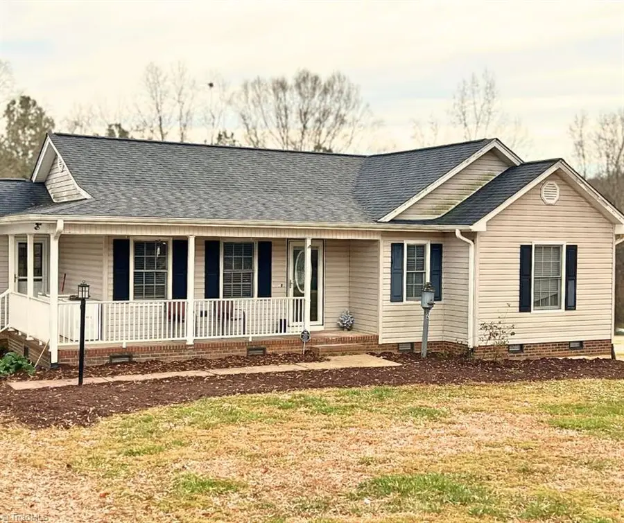 2209 Cedarwood Court, Asheboro, NC 27205 - Image #3