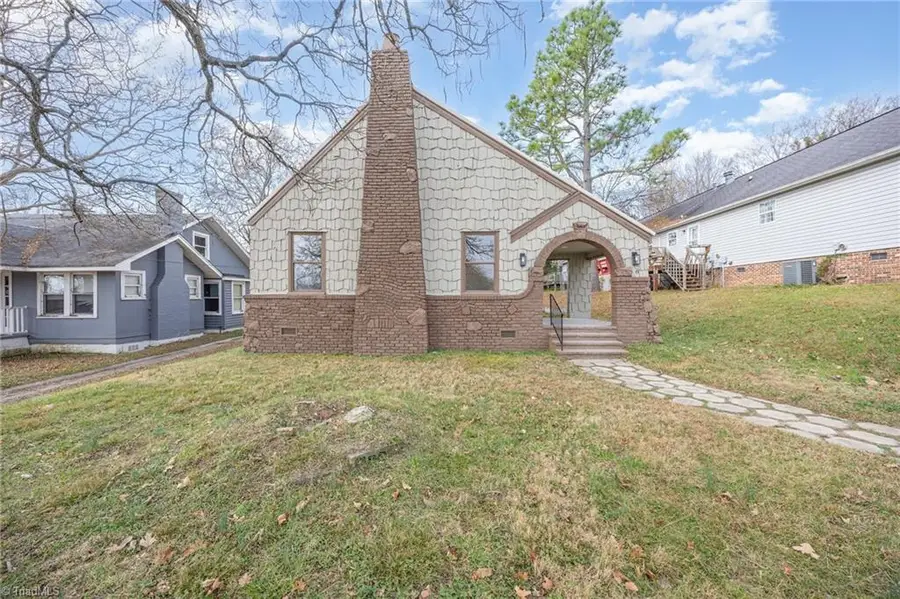 8 School Street, Thomasville, NC 27360 - Image #3