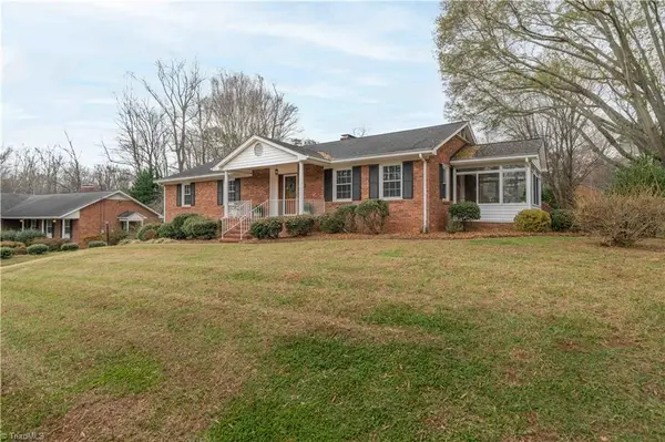 2910 Hope Valley Road, Winston-Salem, NC 27106