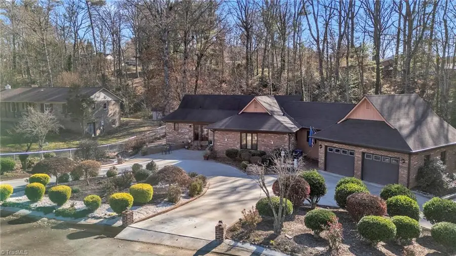172 Laurel Mountain Road, North Wilkesboro, NC 28659 - Image #2