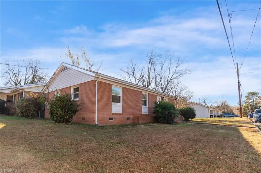 1884 Deborah Lane, Winston Salem, NC 27103 - Image #3