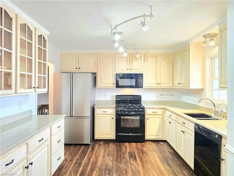 114 Cale Drive, Burlington, NC 27215 - Image #2