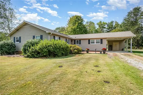 4401 Hollow Hill Road, Kernersville, NC 27284