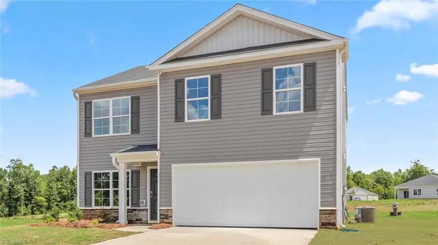 308 Aspen Place Court, Thomasville, NC 27360 - Image #2