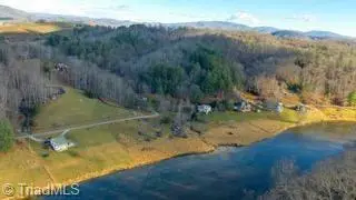 7 Legra Road, Grassy Creek, NC 28631 - Image #1