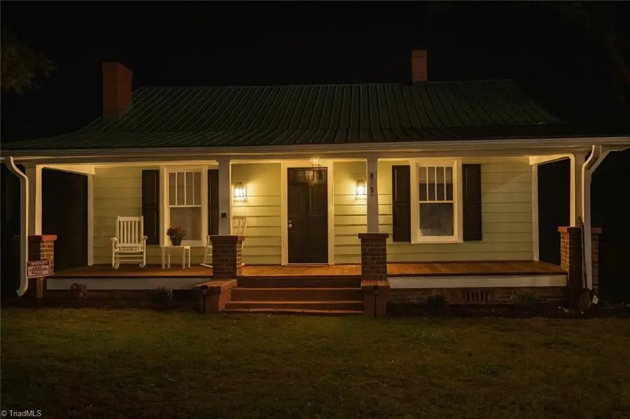 818 W Lebanon Street, Mount Airy, NC 27030 - Image #2